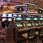 How to use bonuses and free spins to win in online gaming?